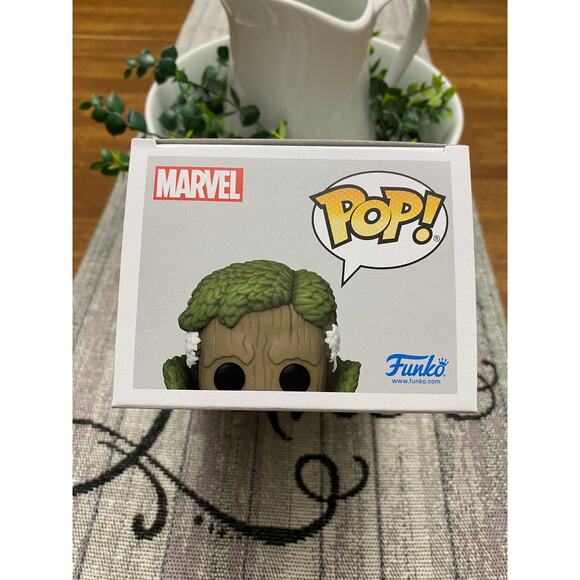Funko Pop Marvel:  Groot As Doctor Strange - Picture 5 of 6